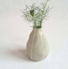VIT ceramics, pear bud vase, modern pottery, contemporary ceramics, kri kri studio
