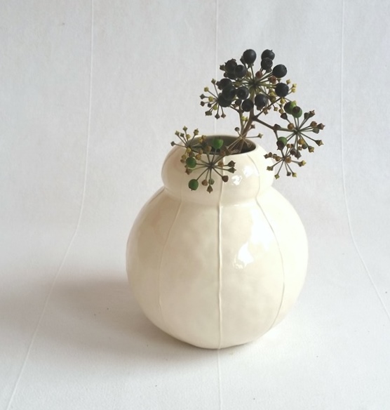 kri kri studio bubble-vase-white-crop.jpg